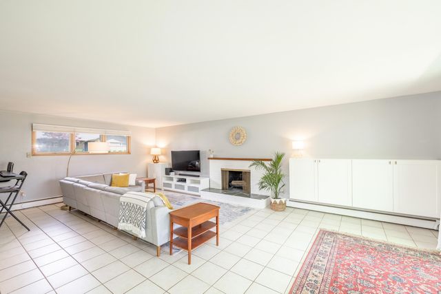 4056 S Madelia St, Spokane, WA 99203