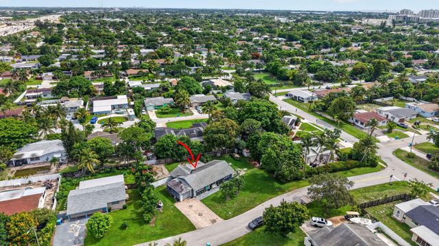 415 SW 7th Court, Boynton Beach, FL 33435