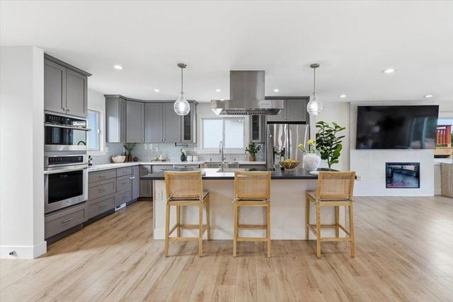 2517 Read Avenue, Belmont, CA 94002