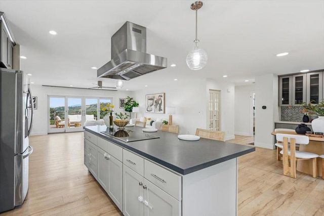2517 Read Avenue, Belmont, CA 94002