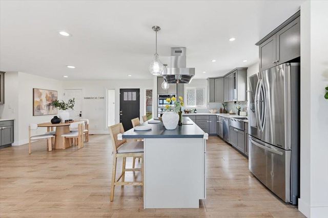 2517 Read Avenue, Belmont, CA 94002