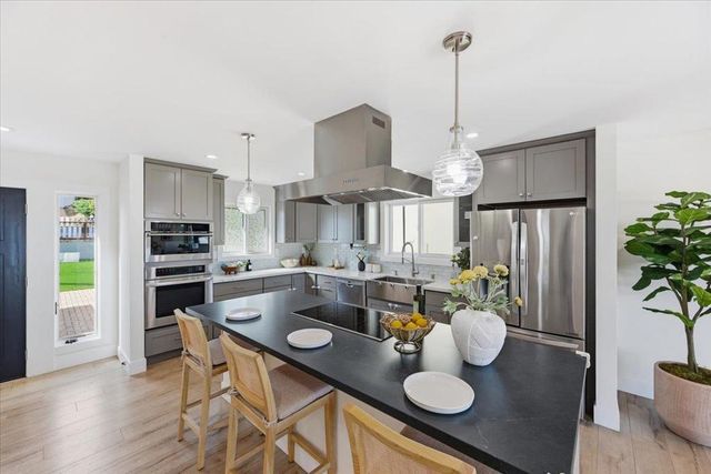 2517 Read Avenue, Belmont, CA 94002