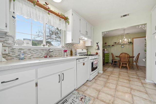 954 Port Ashton Ct, Galt, CA 95632