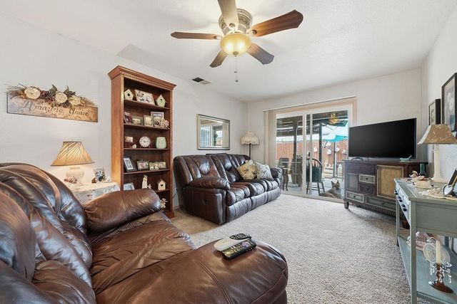 954 Port Ashton Ct, Galt, CA 95632