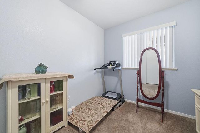 954 Port Ashton Ct, Galt, CA 95632