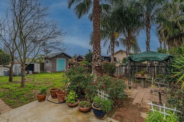 954 Port Ashton Ct, Galt, CA 95632