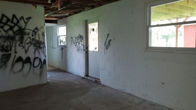 318 N Stewart Avenue, Fremont Twp, MI 49412