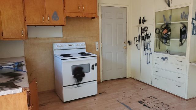 318 N Stewart Avenue, Fremont Twp, MI 49412