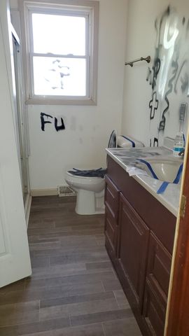 318 N Stewart Avenue, Fremont Twp, MI 49412