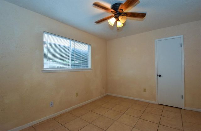 1521 Barcelona Way Way, Baytown, TX 77520