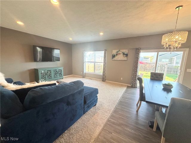 37272 Sandy Ridge Drive, North Ridgeville, OH 44039