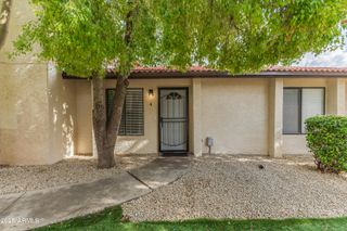 2437 E TRACY Lane 4, Phoenix, AZ 85032