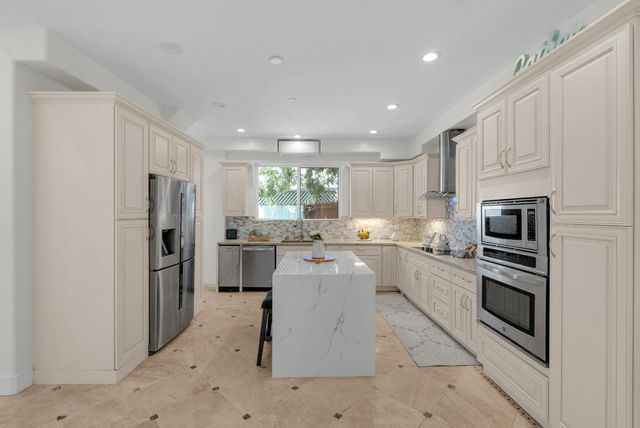727 Lakehaven Drive, Sunnyvale, CA 94089