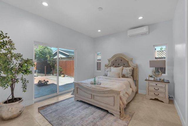 727 Lakehaven Drive, Sunnyvale, CA 94089