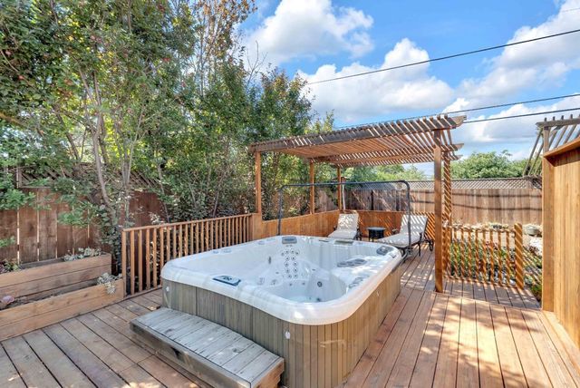 727 Lakehaven Drive, Sunnyvale, CA 94089