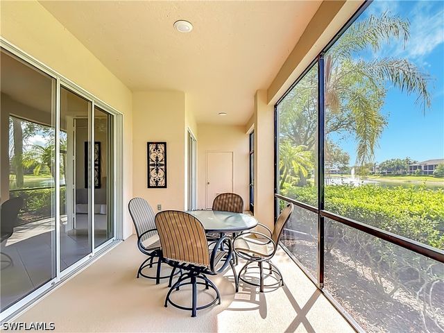 777 Regency Reserve CIR 4902, Naples, FL 34119