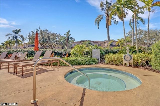 777 Regency Reserve CIR 4902, Naples, FL 34119