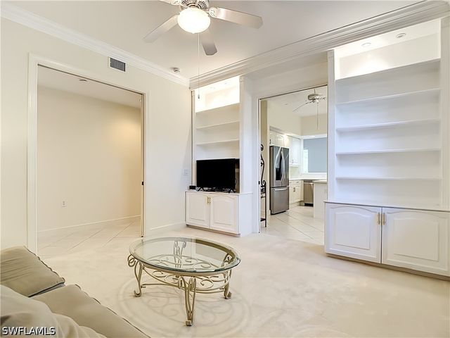 777 Regency Reserve CIR 4902, Naples, FL 34119