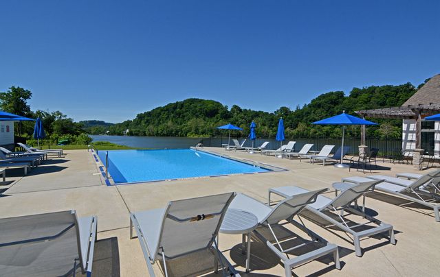 33 2nd STREET, Oakmont, PA 15139