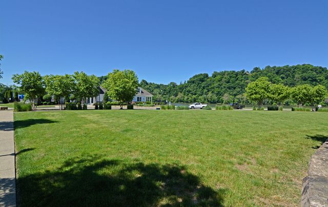 33 2nd STREET, Oakmont, PA 15139