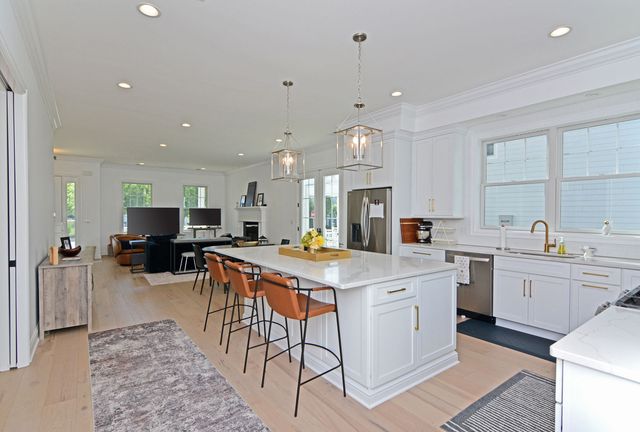 33 2nd STREET, Oakmont, PA 15139