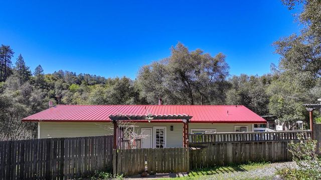 16190 Rolling Oaks Ct, Fiddletown, CA 95629