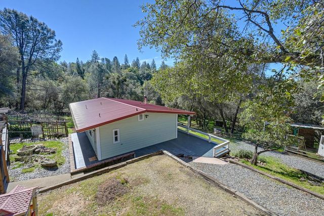 16190 Rolling Oaks Ct, Fiddletown, CA 95629