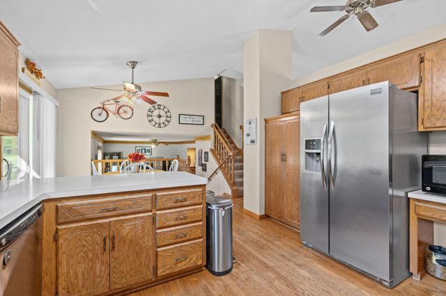 17161 S Shore Lane, Eden Prairie, MN 55346