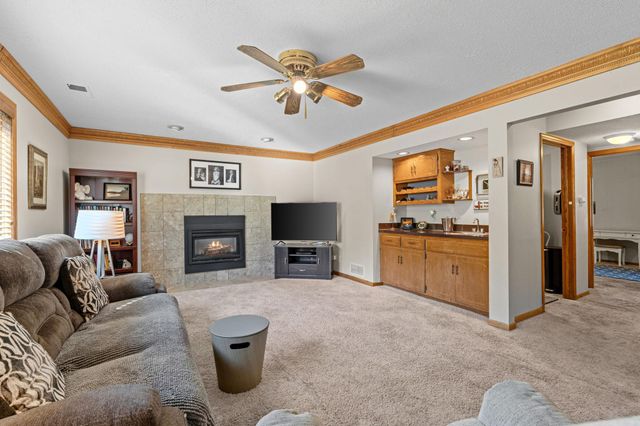 17161 S Shore Lane, Eden Prairie, MN 55346