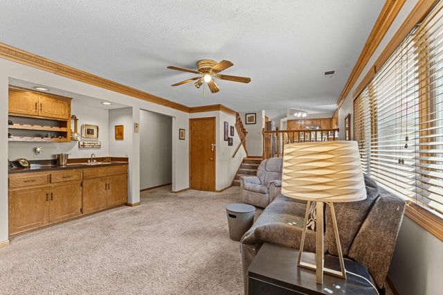 17161 S Shore Lane, Eden Prairie, MN 55346