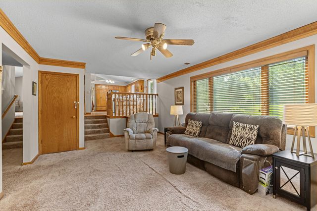 17161 S Shore Lane, Eden Prairie, MN 55346
