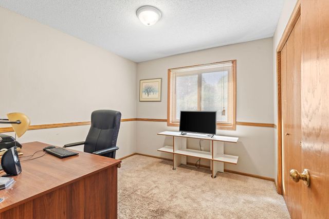 17161 S Shore Lane, Eden Prairie, MN 55346