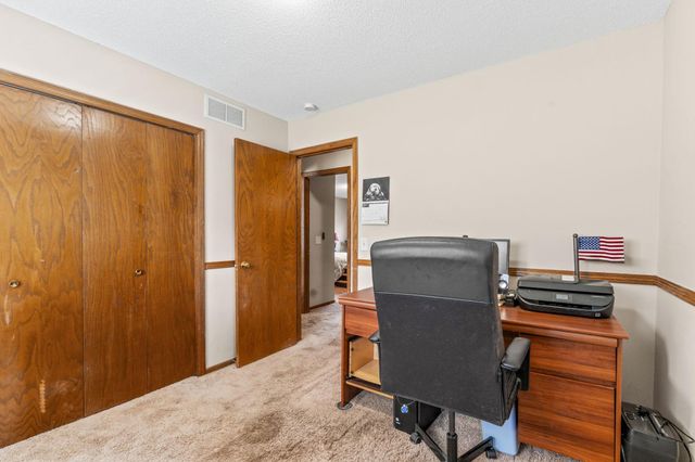 17161 S Shore Lane, Eden Prairie, MN 55346