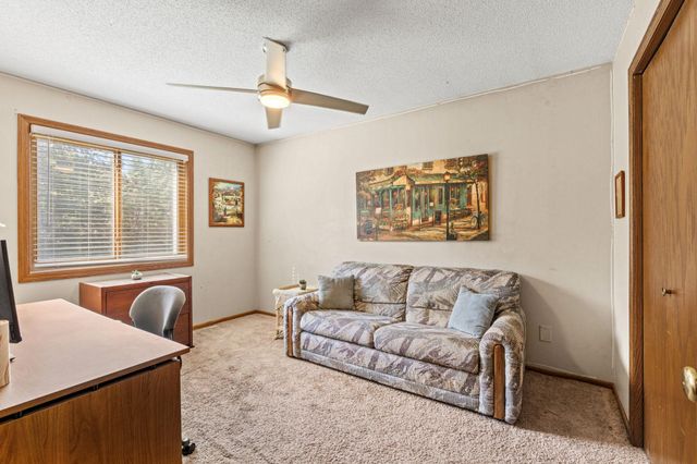 17161 S Shore Lane, Eden Prairie, MN 55346