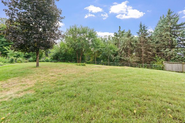 17161 S Shore Lane, Eden Prairie, MN 55346