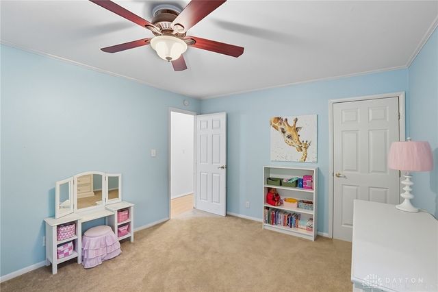 100 E Thruston Boulevard, Oakwood, OH 45409