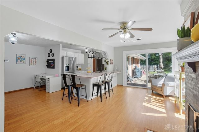 100 E Thruston Boulevard, Oakwood, OH 45409