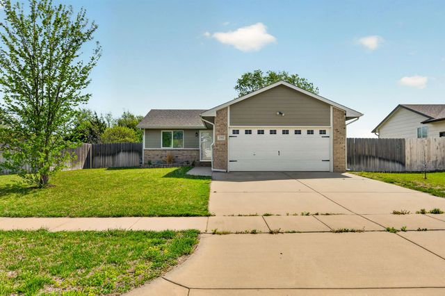 2302 S Rogers Ln, Wichita, KS 67235