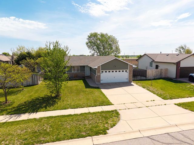 2302 S Rogers Ln, Wichita, KS 67235