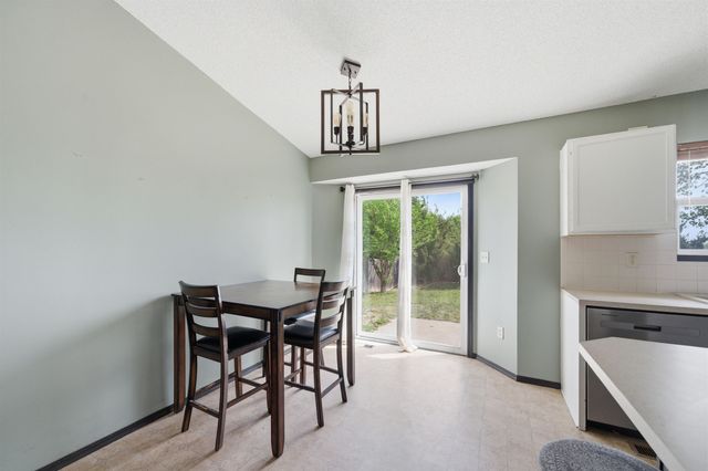 2302 S Rogers Ln, Wichita, KS 67235