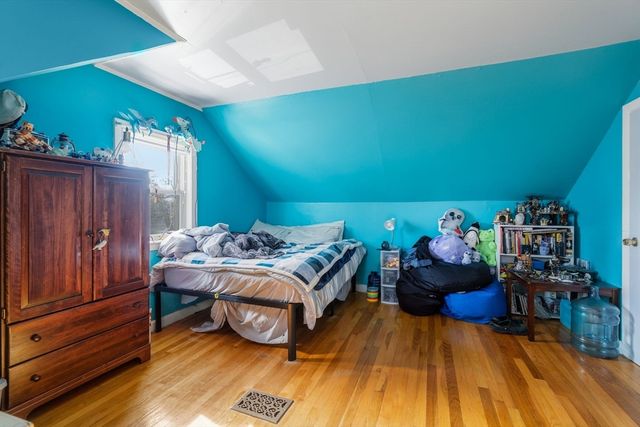 35 Macarthur Rd, Beverly, MA 01915