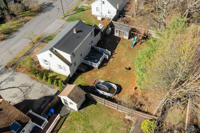 35 Macarthur Rd, Beverly, MA 01915