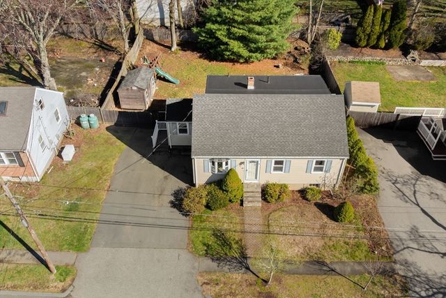35 Macarthur Rd, Beverly, MA 01915