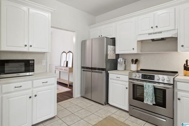 551 FIELDSTONE DRIVE, Helena, AL 35080