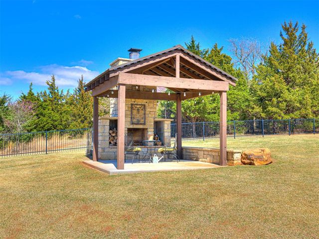 11601 Piazza Way, Arcadia, OK 73007