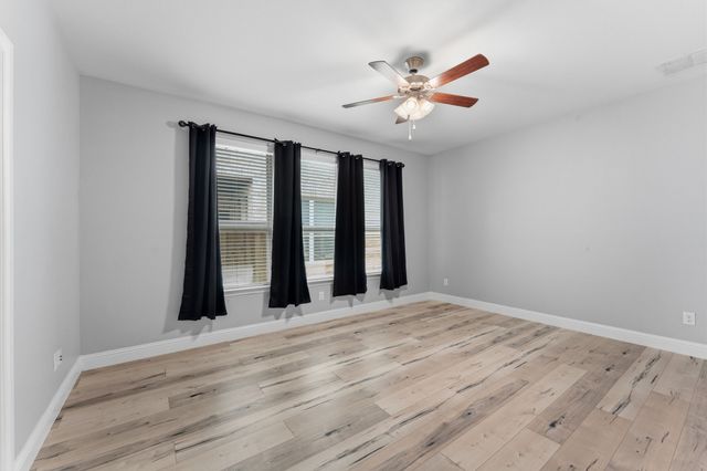 2104 Barx Drive, Little Elm, TX 75068