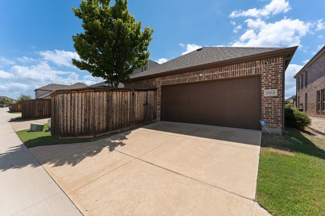 2104 Barx Drive, Little Elm, TX 75068