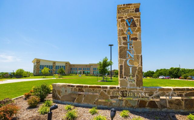 2104 Barx Drive, Little Elm, TX 75068