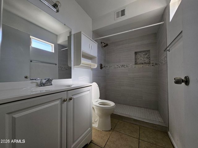 6027 W ROANOKE Avenue, Phoenix, AZ 85035