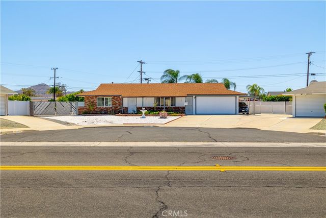 28610 Pebble Beach Dr, Menifee, CA 92586